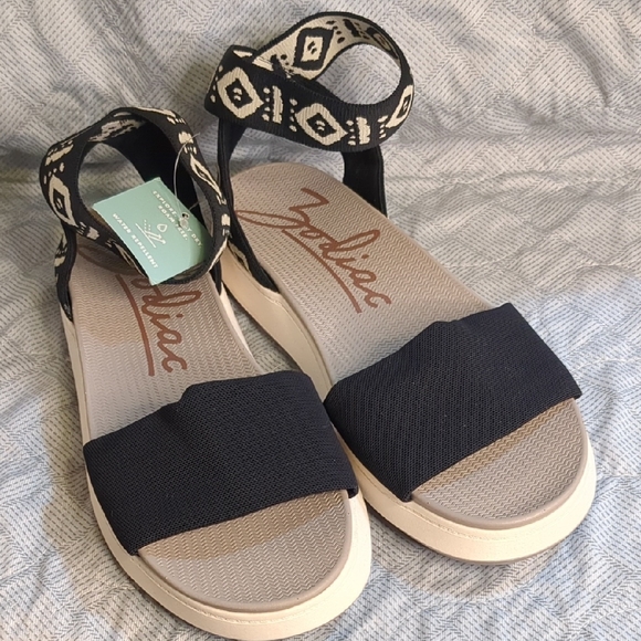 Nordstrom Shoes - Nordstrom Black and Cream Strap Sandals with Patterned Ankle Band